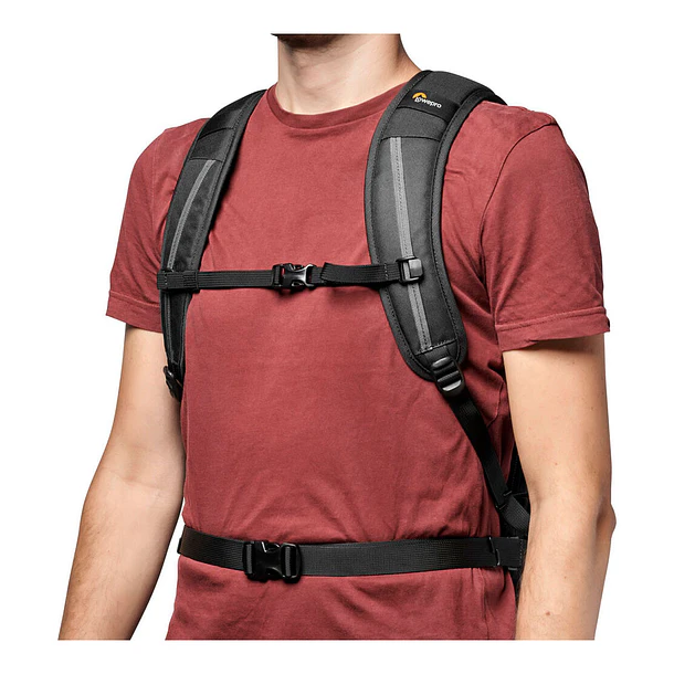 Lowepro Flipside 300 AW III (Black) mochila para cámara 13