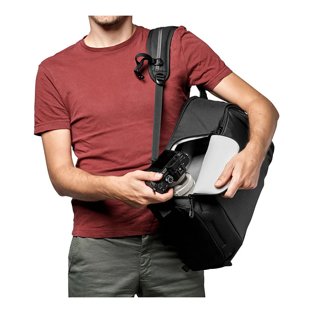 Lowepro Flipside 300 AW III (Black) mochila para cámara 14
