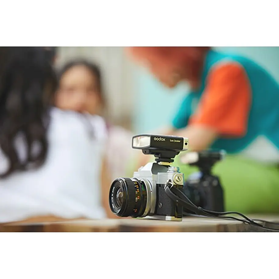 Godox LUX Junior Flash Retro Para Cámaras 15
