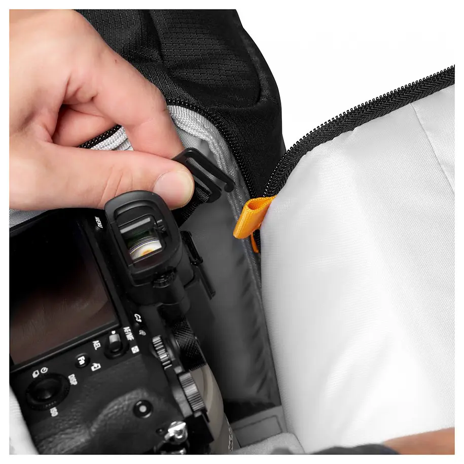 Lowepro Fastpack BP 250 AW III Negra Mochila Para Fotografía Video y Notebook 9