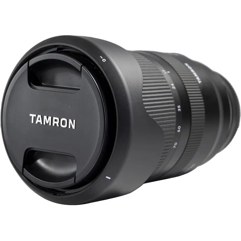 Tamron 17-70mm f/2.8 Di III-A VC RXD Lente Para Sony E 9