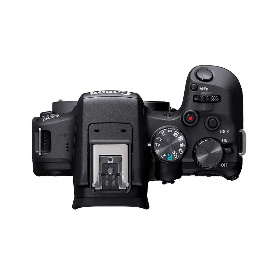 Canon EOS R10 con lente 18-45mm f/4.5-6.3 IS STM Mirrorless 13
