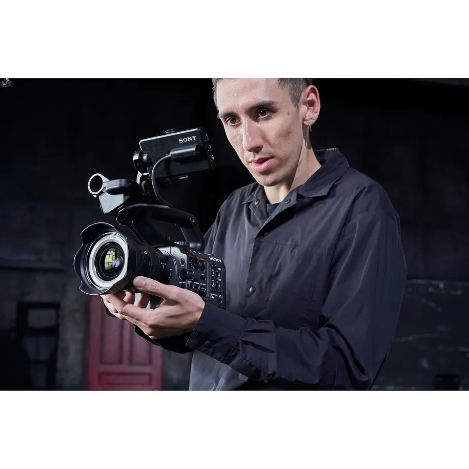 Sony FX6 Cámara Cinema Full Frame (ILME-FX6V//CUC) (solo cuerpo) 9