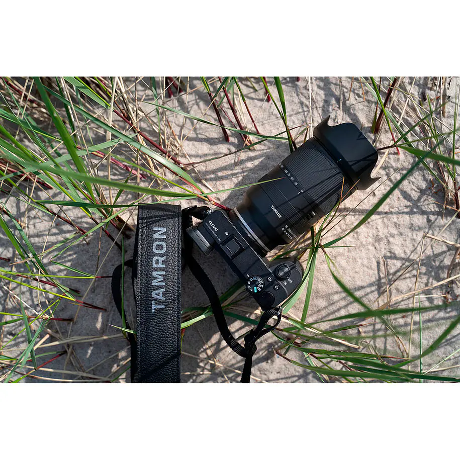 Tamron 18-300mm f/3.5-6.3 Di III-A VC VXD Lente para FujiFilm Mirrorless montura X 14