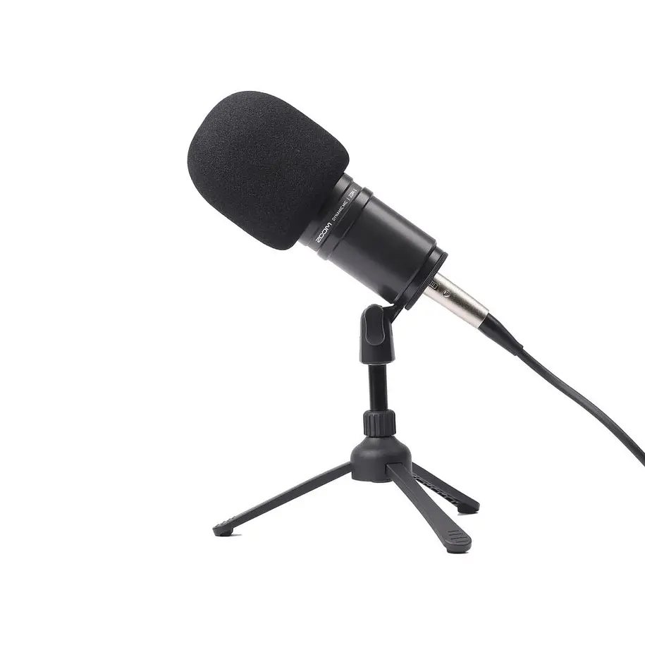 Zoom ZDM-1PMP Pack Podcast Micrófono Profesional Con Audífonos y Trípode 7