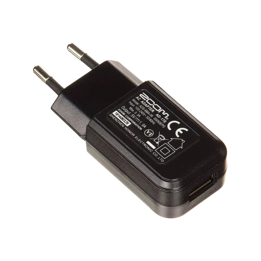 Zoom AD-17E Adaptador de Corriente Para F1, H1n, H2n, H5, H6, H8, R8, Q8, U-22, U-24 y U-44 1