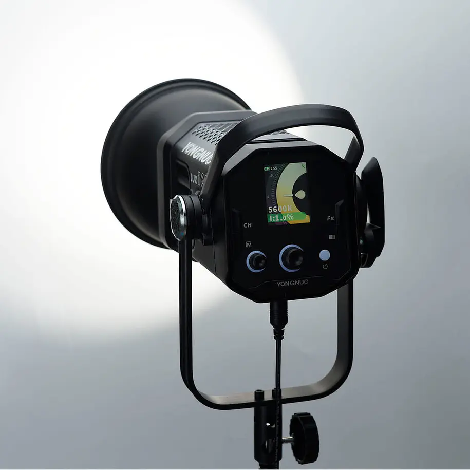 Yongnuo LUX160 5600K Cañón Led Para Foto o Video de Montura Bowens 6