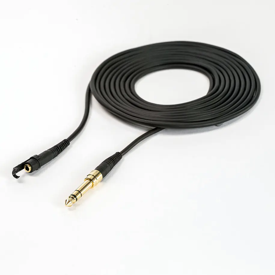 Zoom ZDM-1PMP Pack Podcast Micrófono Profesional Con Audífonos y Trípode 20
