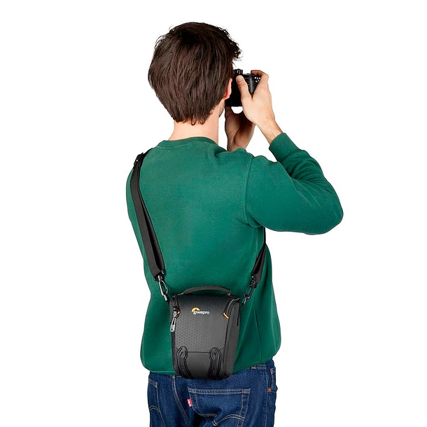Lowepro Aventura TLZ 30 III, Negro bolso con diseño liviano y resistente 7