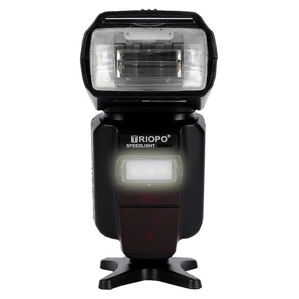 Triopo G1800 Flash Speedlight Para Canon y Nikon 2