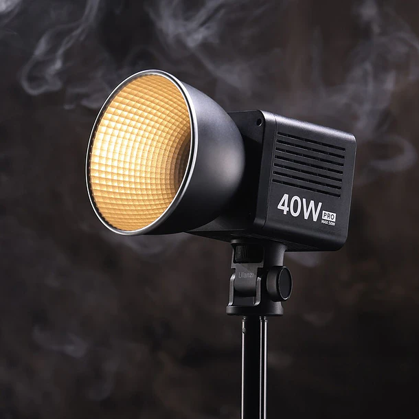 Ulanzi 40W PRO L023 Led Ultra Compacto y Potente Con Reflector,  Difusor y Fuente de Poder L075 17