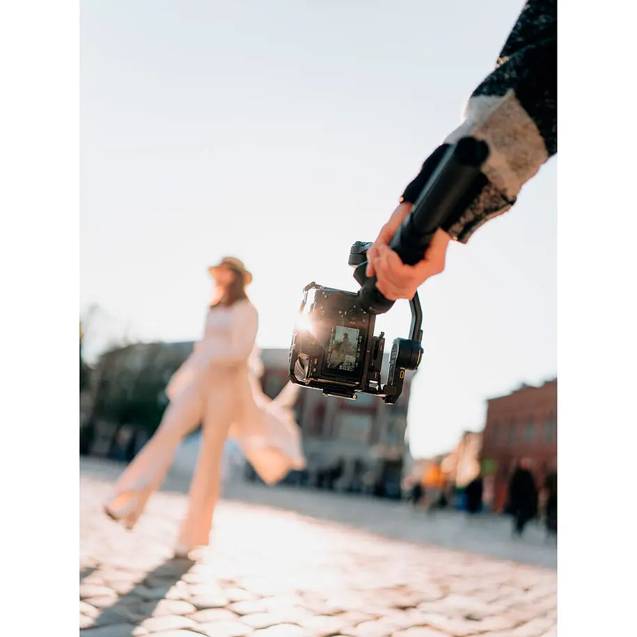 Zhiyun Weebill 3S Combo Estabilizador Para Cámaras Hasta 3 Kilos Con Luz Led Incluida 17