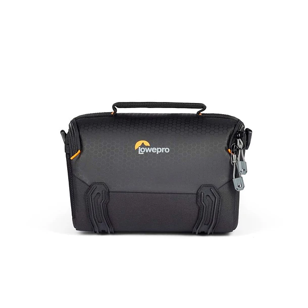 Lowepro Adventura SH 140 III, Black 4
