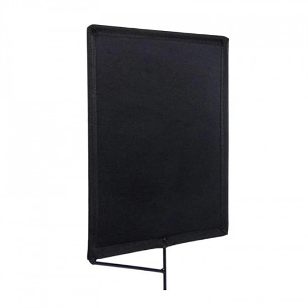 Avenger Bandera Negra Solida  60x75 Cms. 1