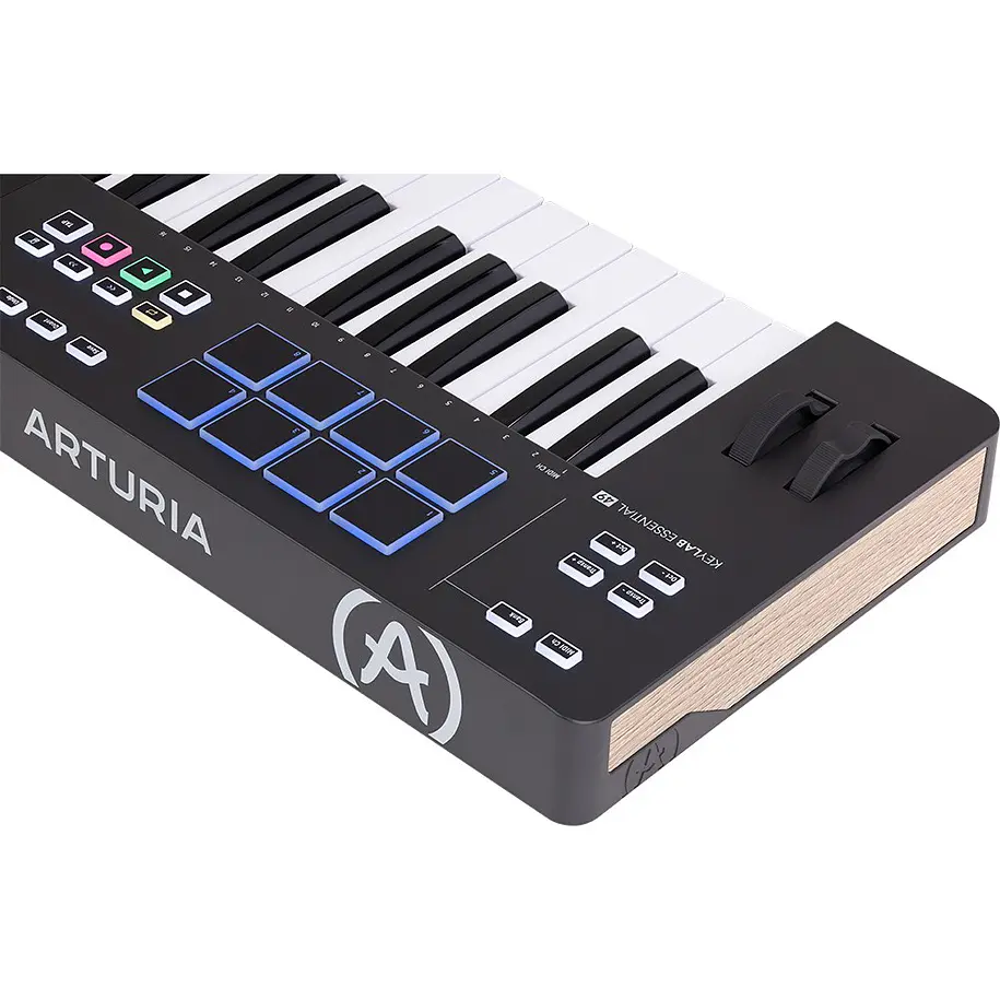 Arturia Keylab Essential 49 mk3 Black - Controlador MIDI 4