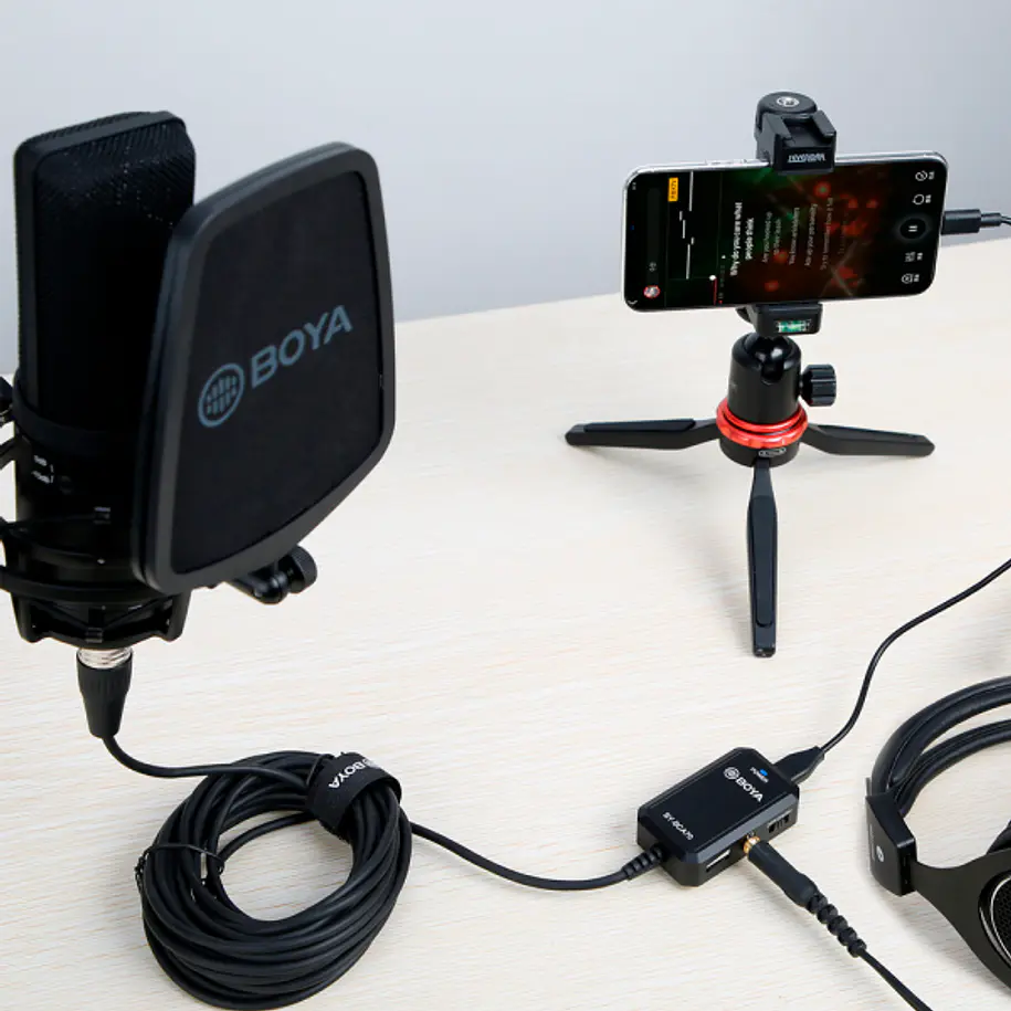 Boya BY-BCA70 Adaptador de Audio con Phantom Power XLR a Lightning, Usb y Usb-c de 6 Metros 6