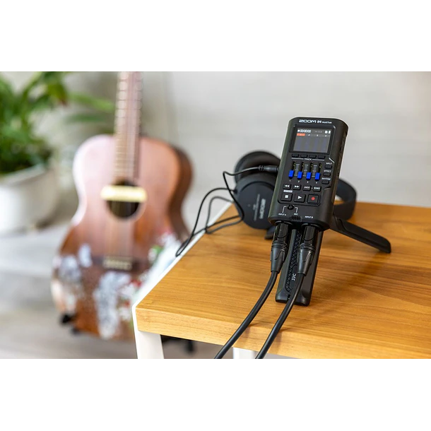 Zoom R4 Grabadora Multitrak 32bit Flotantes 6