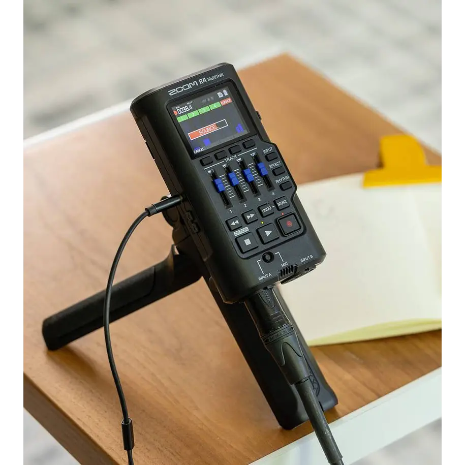Zoom R4 Grabadora Multitrak 32bit Flotantes 15