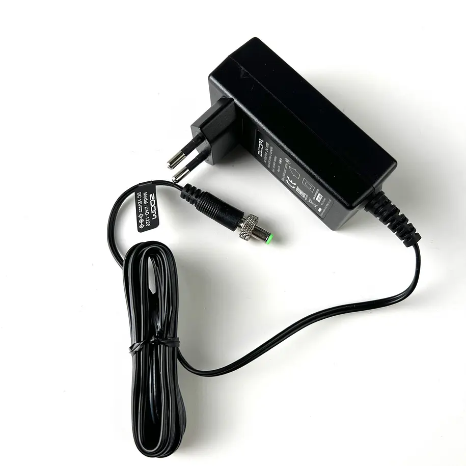 Zoom ZAD-1220E Adaptador de Corriente 12V 2A Compatible Con R20 1