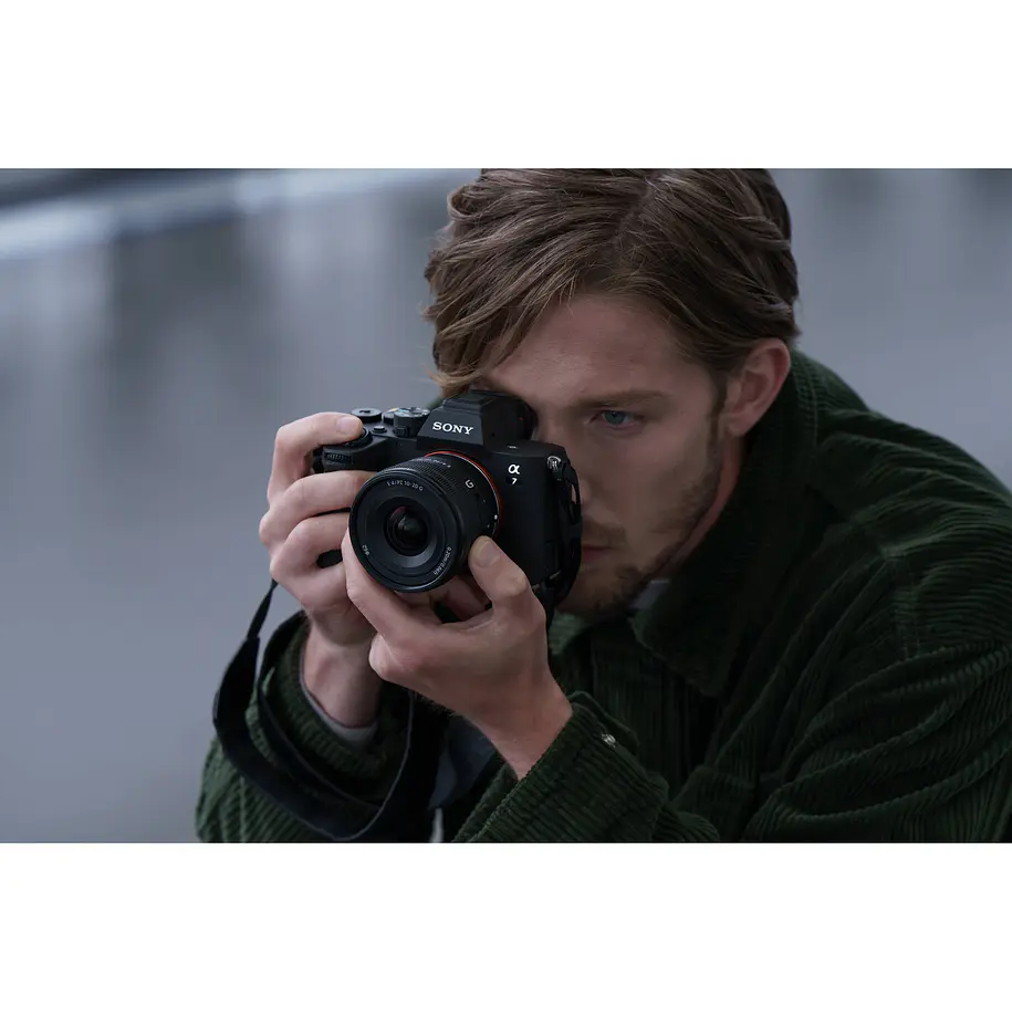 Sony Lente E PZ 10-20mm F4 G 8