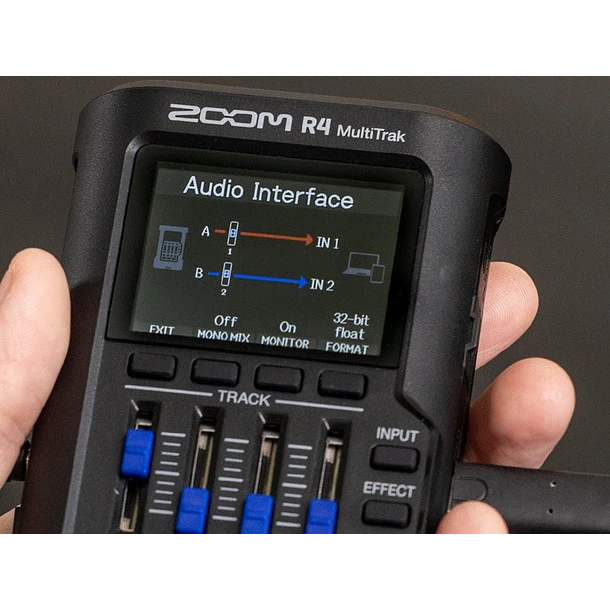 Zoom R4 Grabadora Multitrak 32bit Flotantes 24