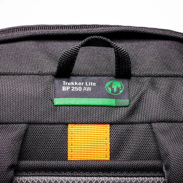 Lowepro Trekker Lite BP 250 AW Black LP37460-PWW 16