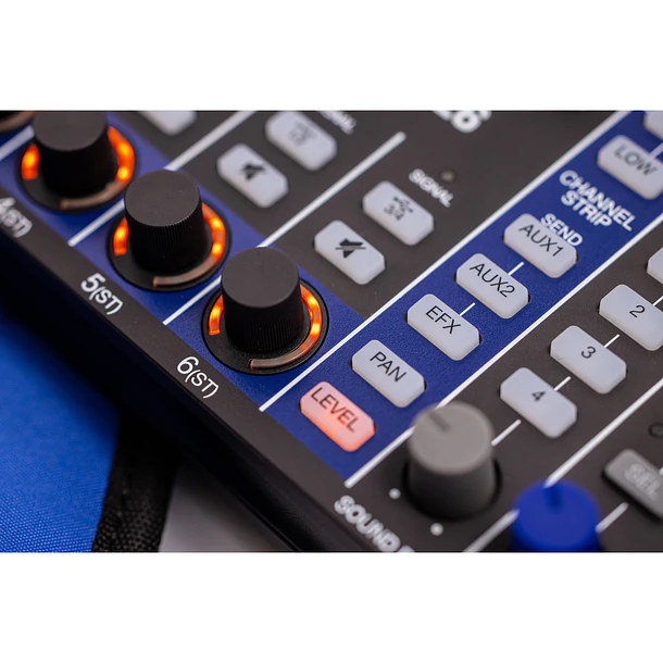 Zoom LiveTrak L-6 Mezclador Digital Portátil de 6 Canales y Grabadora Multipista  L6 15