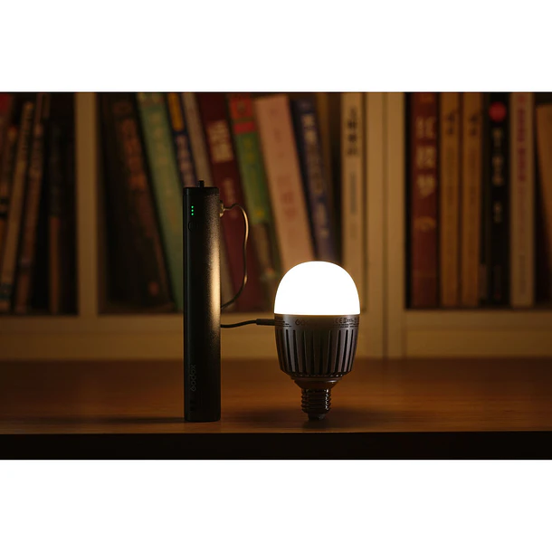 Godox C10R KNOWLED RGBWW Lámpara Led Creativa 3