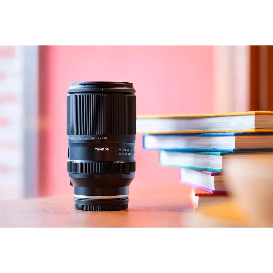 TAMRON 28-300mm F/4-7.1 Di III VC VXD (Sony E) 8