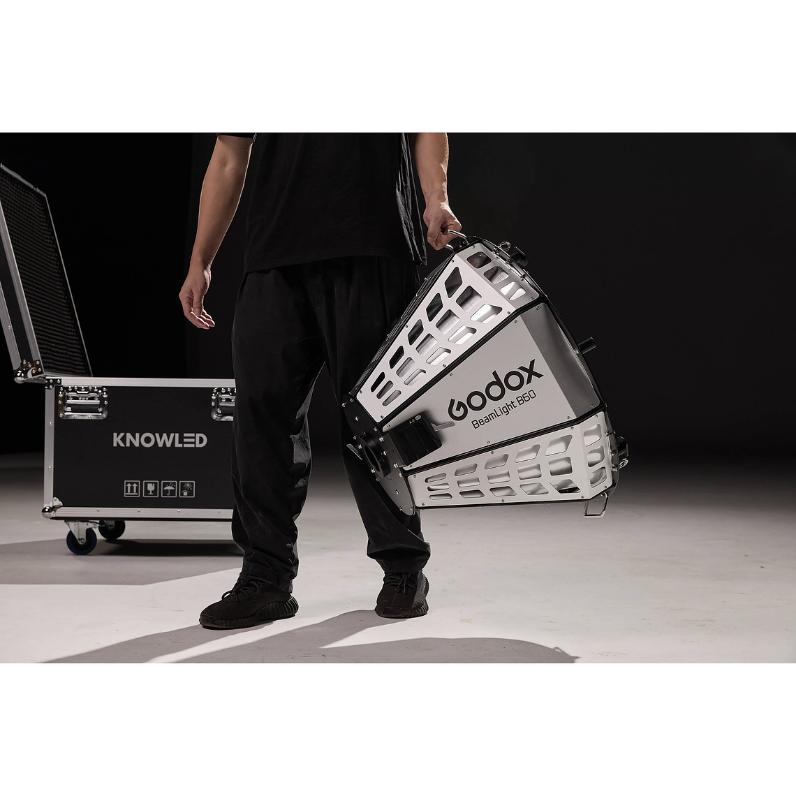 Godox BeamLight B60 Reflector Montura Bowens 9