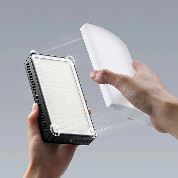 Ulanzi LM-P40RGB Portable Video Light 40W RGB 7