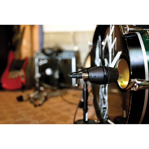 Shure Microfono Dinamico Cardioide Para Bombo 4