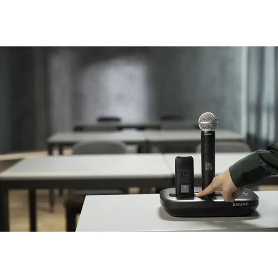 Shure Transceptor De Punto De Acceso De Ocho Canales En Banda Z10 Con Cargador Incluido 16