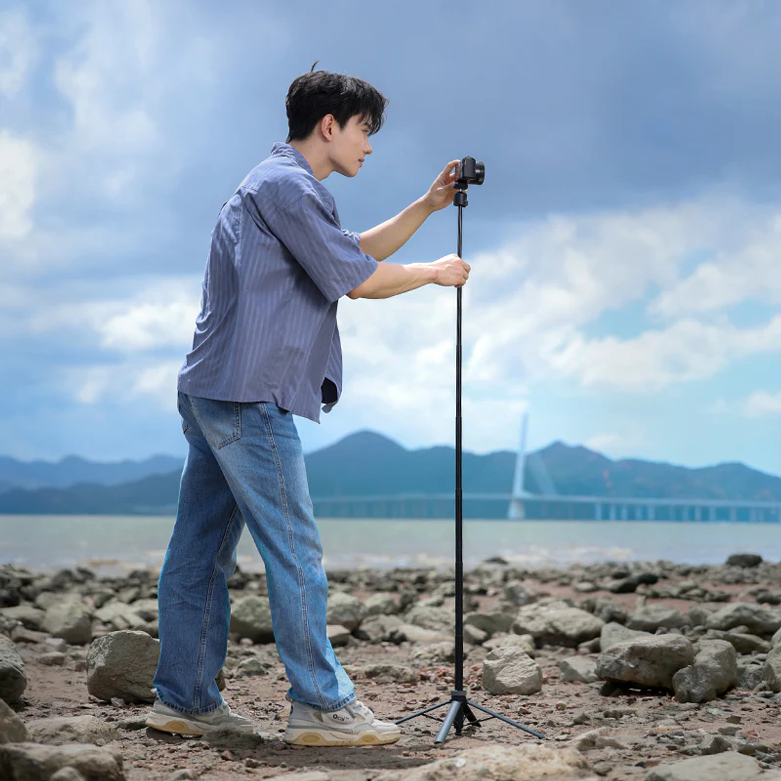 Ulanzi TT24 Cka Barra Selfie y Mini Trípode Con Galleta Desmontable S044 10