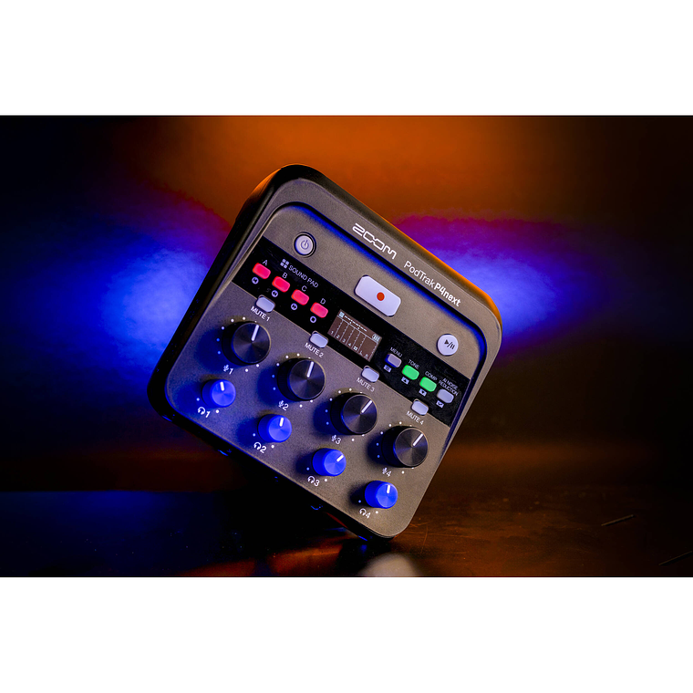 Zoom PodTrak P4next Grabadora Portátil Multitrack Podcast Recorder 17
