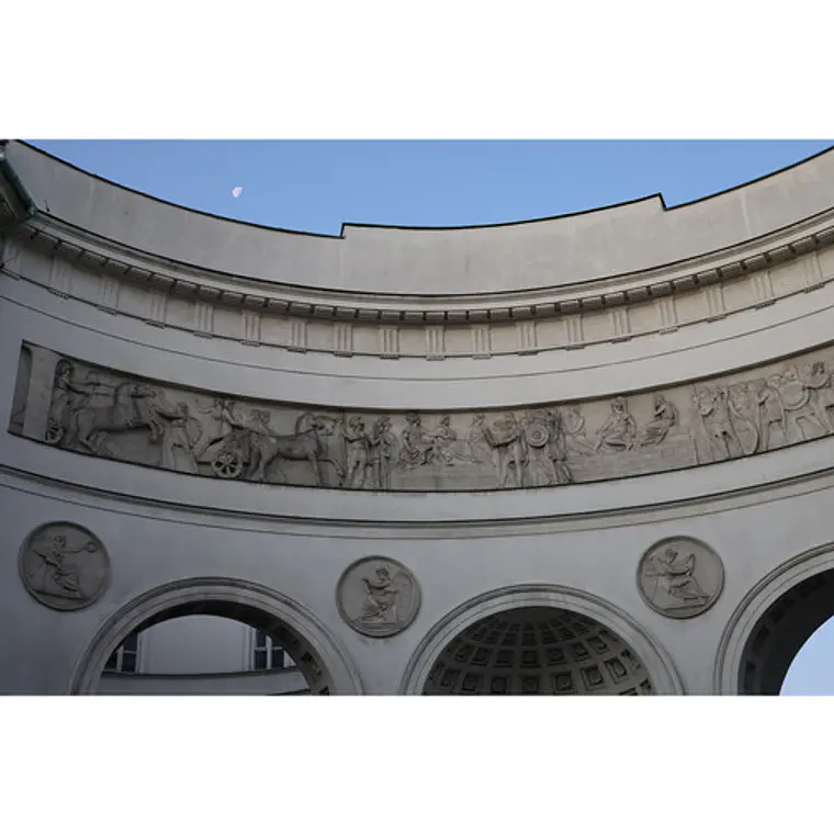 Canon  RF 50MM f/1.4L VCM  Lente Muy Luminoso Full-Frame Montura RF 10