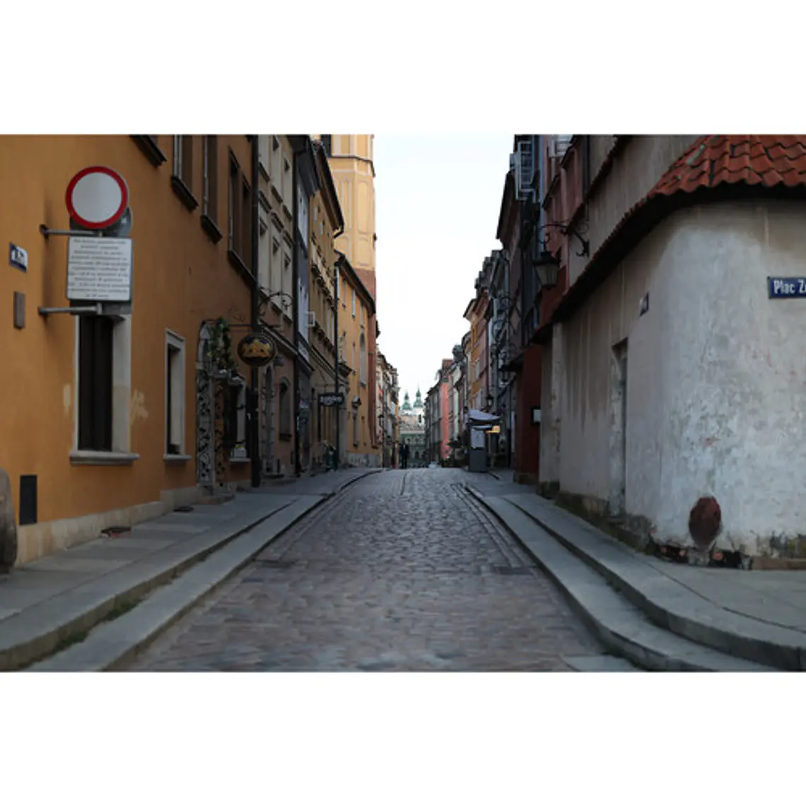 Canon  RF 50MM f/1.4L VCM  Lente Muy Luminoso Full-Frame Montura RF 12