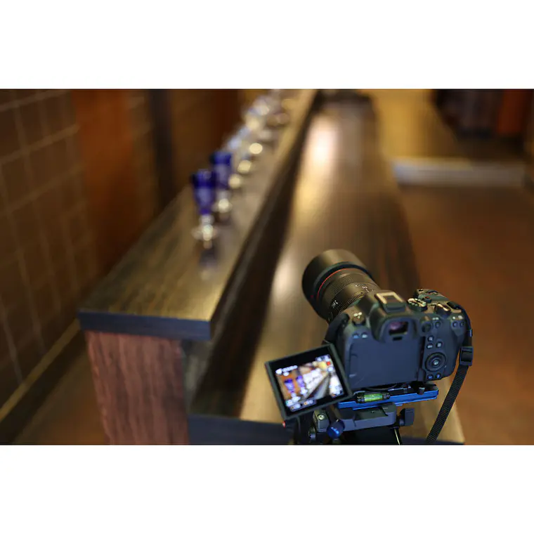 Canon  RF 50MM f/1.4L VCM  Lente Muy Luminoso Full-Frame Montura RF 17