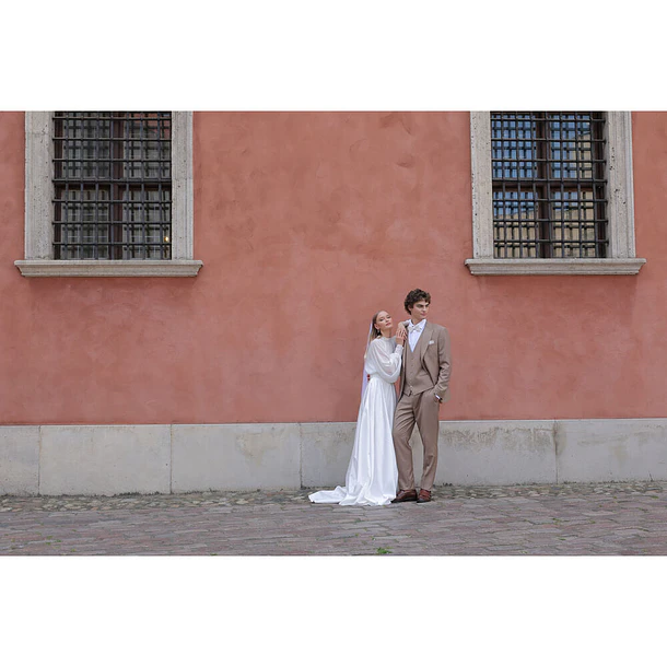 Canon  RF 50MM f/1.4L VCM  Lente Muy Luminoso Full-Frame Montura RF 21