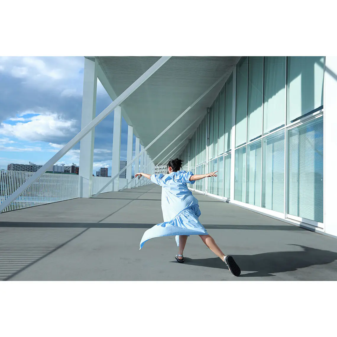 Canon  RF 16-28MM f/2.8 IS STM  Zoom Gran Angular Full-Frame Montura RF 14