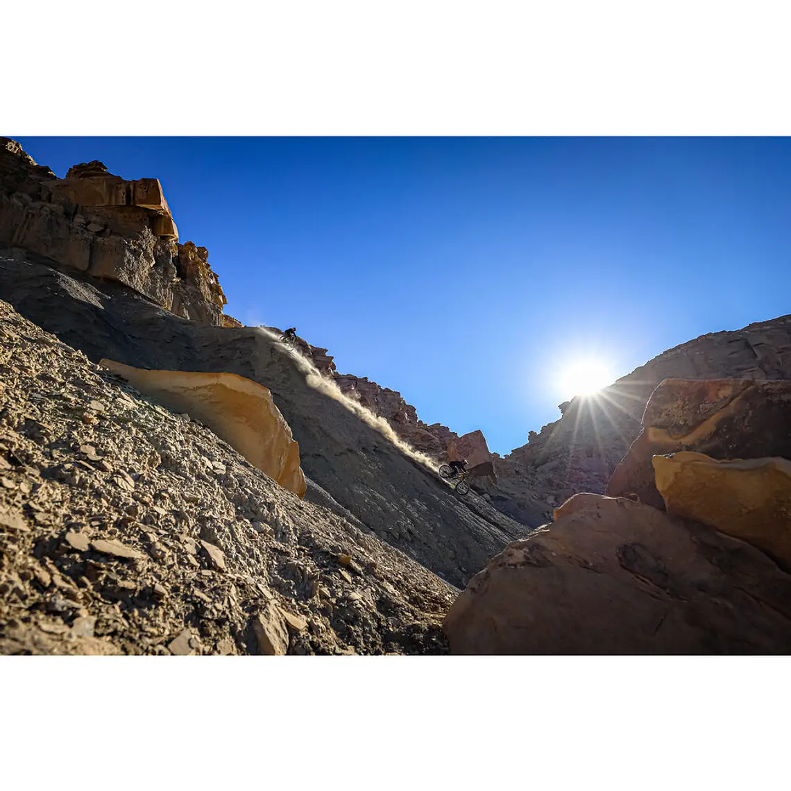 Canon  RF 16-28MM f/2.8 IS STM  Zoom Gran Angular Full-Frame Montura RF 19