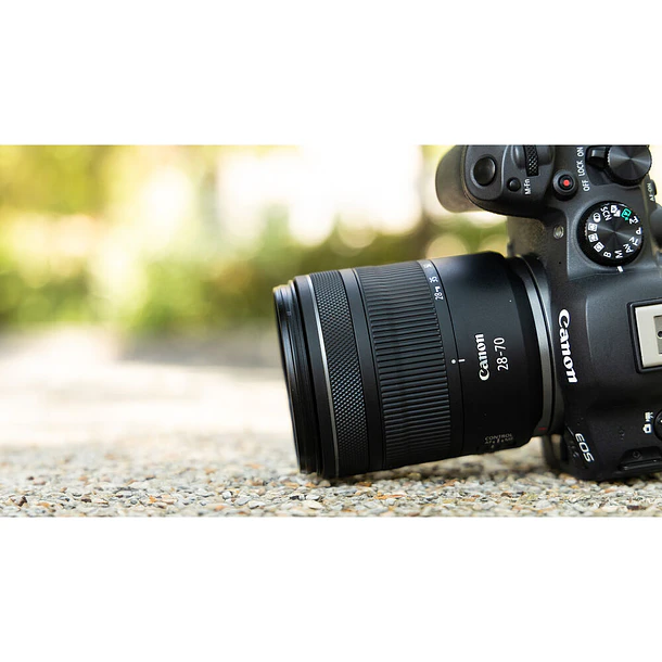 Canon  RF 28-70MM f/2.8 IS STM  Zoom Montura RF Full-Frame 7
