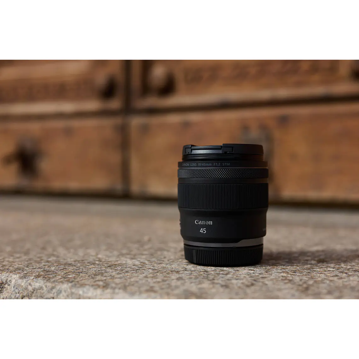 Canon 45mm f/1.2 STM Lente Muy Luminoso Montura RF Full Frame 10