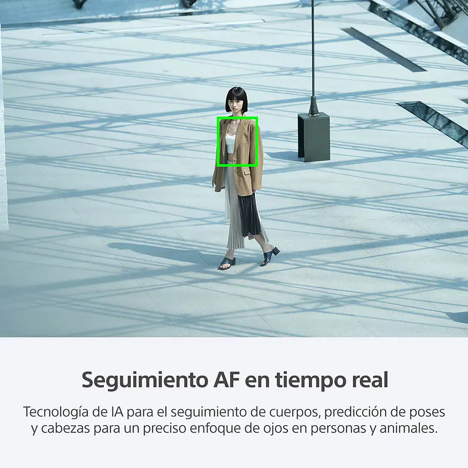 Sony A7R V Cámara de Alta Resolución Full Frame (solo cuerpo) - ILCE-7RM5 E38  7
