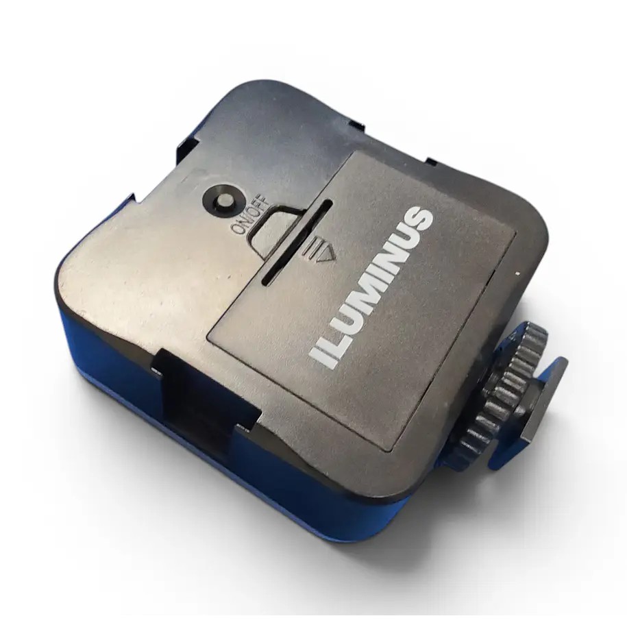 Iluminus IL-WL62-W  Luz Led Compacto Funciona Con Pilas AAA 3