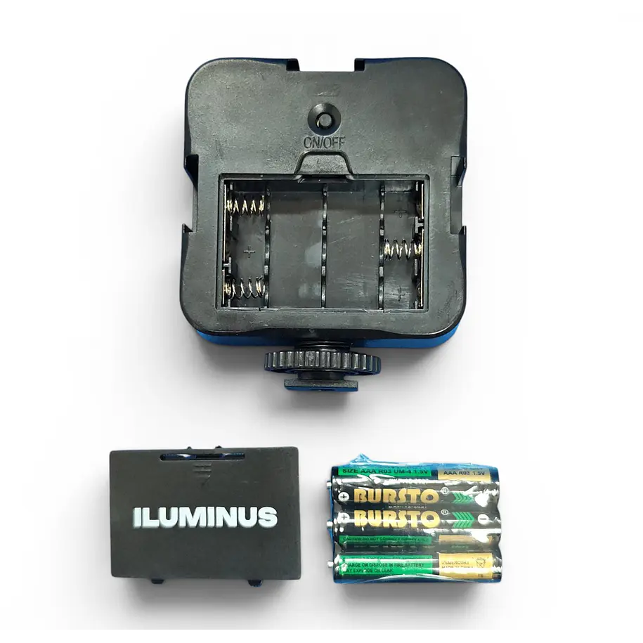 Iluminus IL-WL62-W  Luz Led Compacto Funciona Con Pilas AAA 2