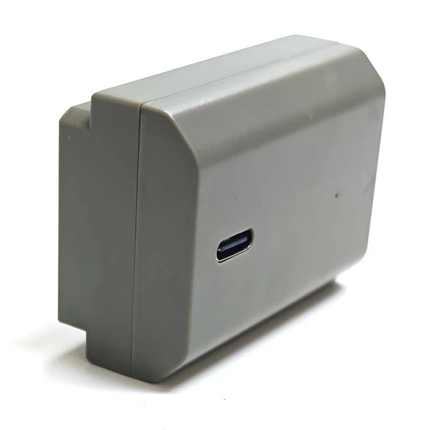 Iluminus IL-FZ100-USBC Batería Con Puerto Usb-C de Carga Para Cámaras Que Usan NP-FZ100 7
