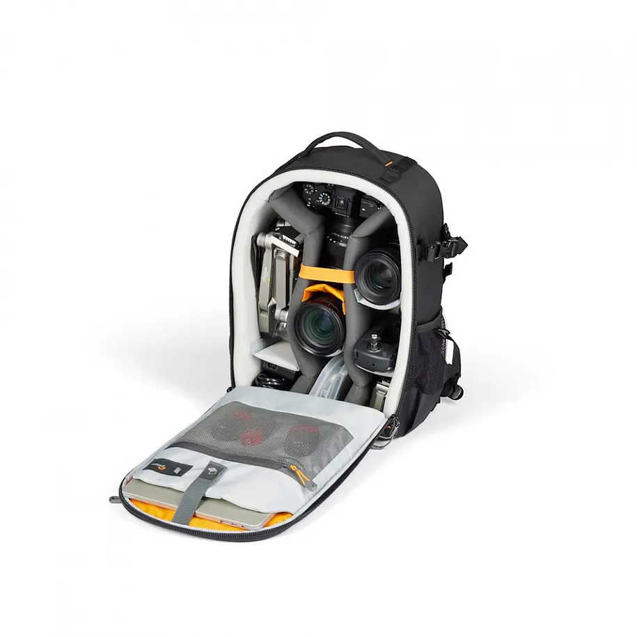 Lowepro Mochila Adventura BP 300 III 7