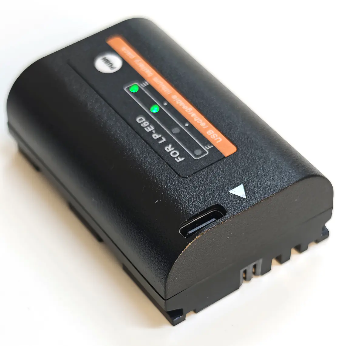 Iluminus IL-LP-E6D-USBC Batería Con Puerto Usb-C de Carga Para Cámaras Que Usan LP-E6P o LP-E6N 11