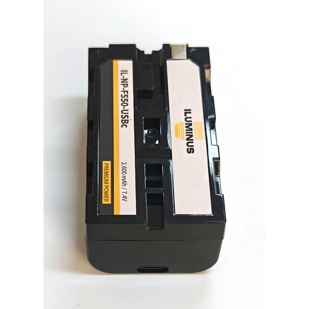Iluminus IL-NP-F550-USB-C Batería Con Puerto de Carga Para Cámaras y Luces Que Usan Baterías NP-F550 / NP-F570 2